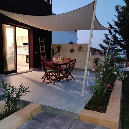 Casa Avocado Villa